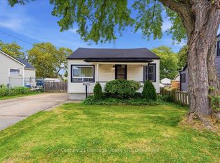 26 Coventry St, Saint Catharines, ON L2R 2X7