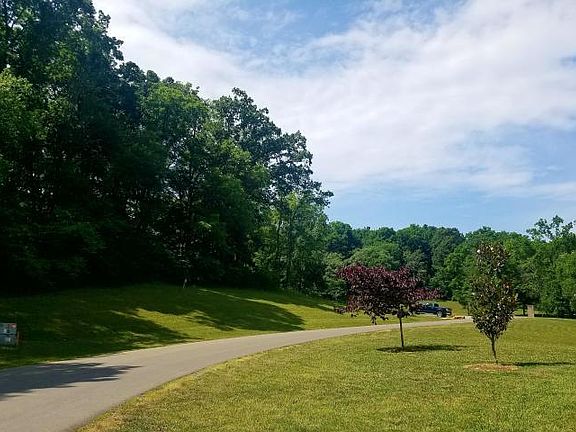 3rd image of Timberhead Ln