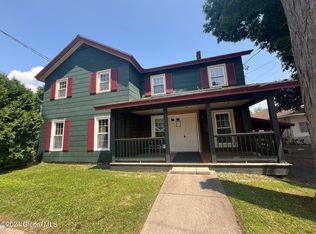216 Kingsboro Ave, Gloversville, NY 12078