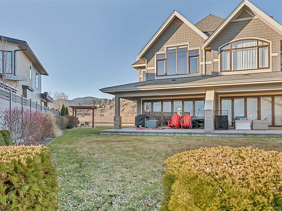 3rd image of 2820 Landry Cres