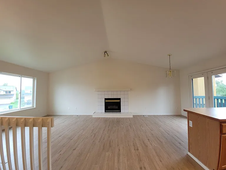 1601 Waterwood Cir — Photo 6