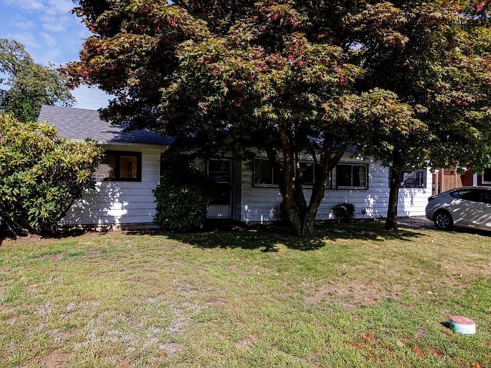 1st image of 1161 Redwood St