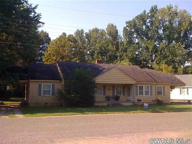 2nd image of 112 Iris Dr