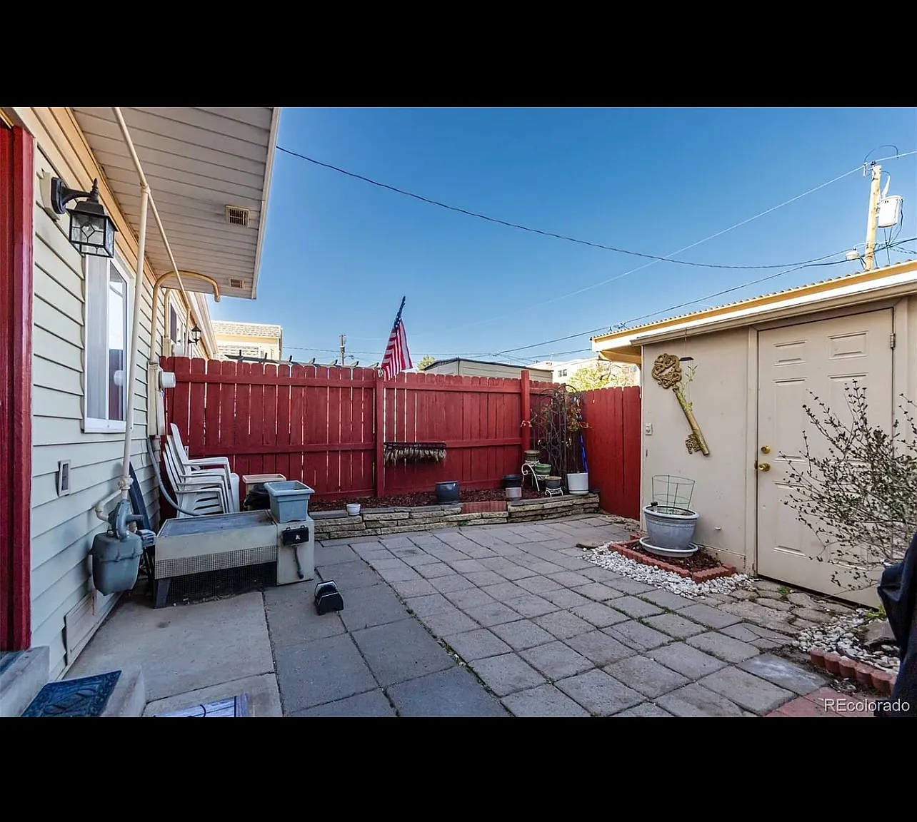 1 bed, 325 sqft, $1,000 — Photo 4