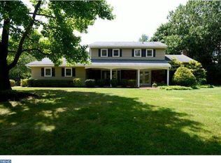 4 Stonelea Dr, Princeton Junction, NJ 08550
