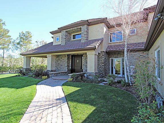 2nd image of 26950 Whitehorse Pl