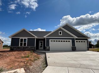 1324 S Jade Dr, Appleton, WI 54915