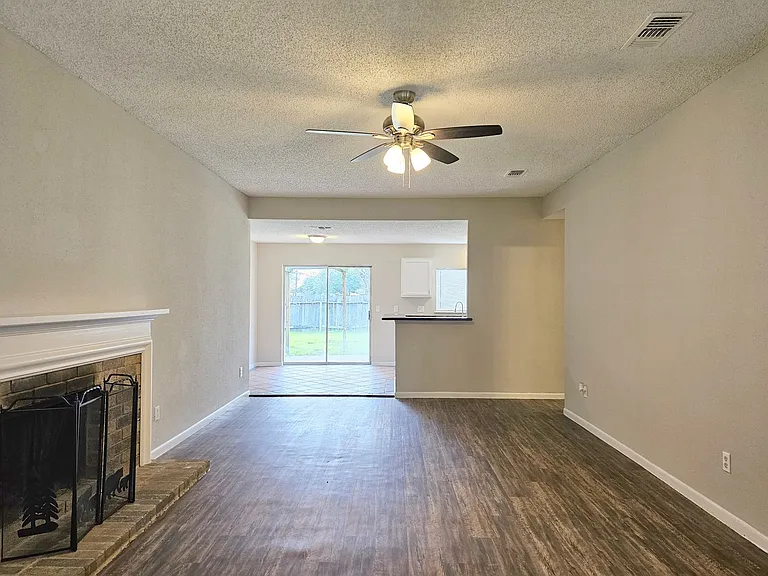 6103 Wolfboro Dr — Photo 3