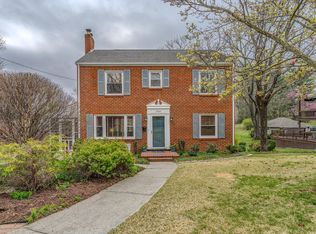 2466 Montgomery Ave SW, Roanoke, VA 24015