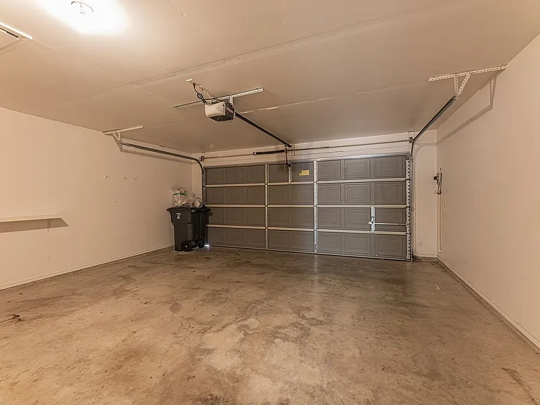 4409 Bowles Dr — Photo 24
