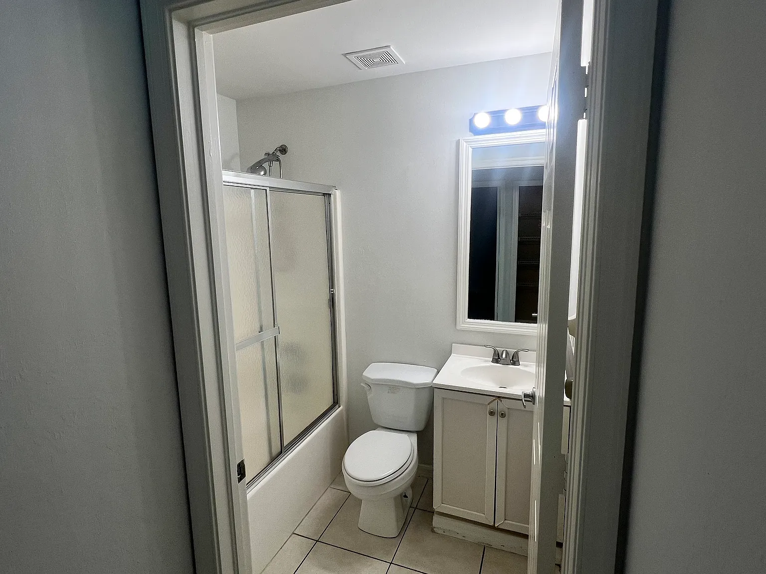 16th Pl SW, Naples — Photo 4