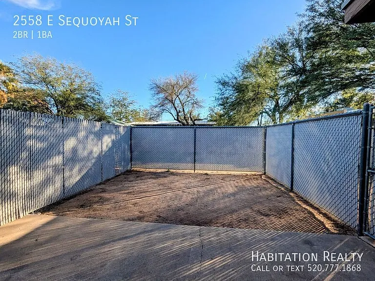 2558 E Sequoyah St — Photo 12