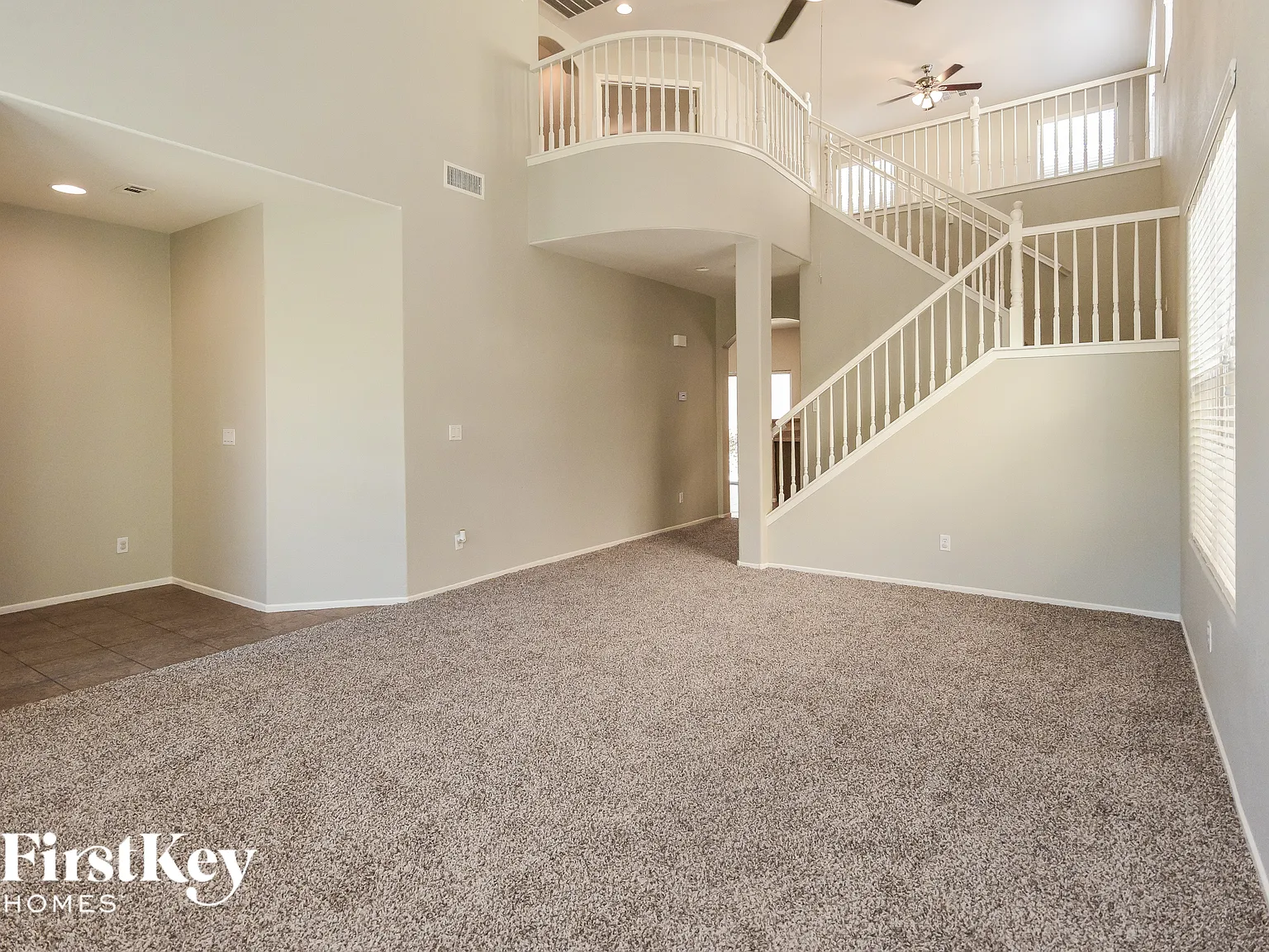3 bed, 2.5 bath, 2233 sqft, $2,635 — Photo 2