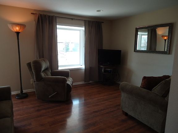 4th image of 4654 S Millwood Ave