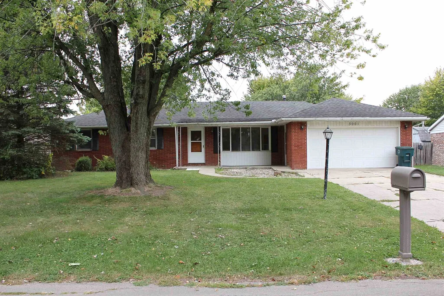 3001 N Timber Ln photo 1