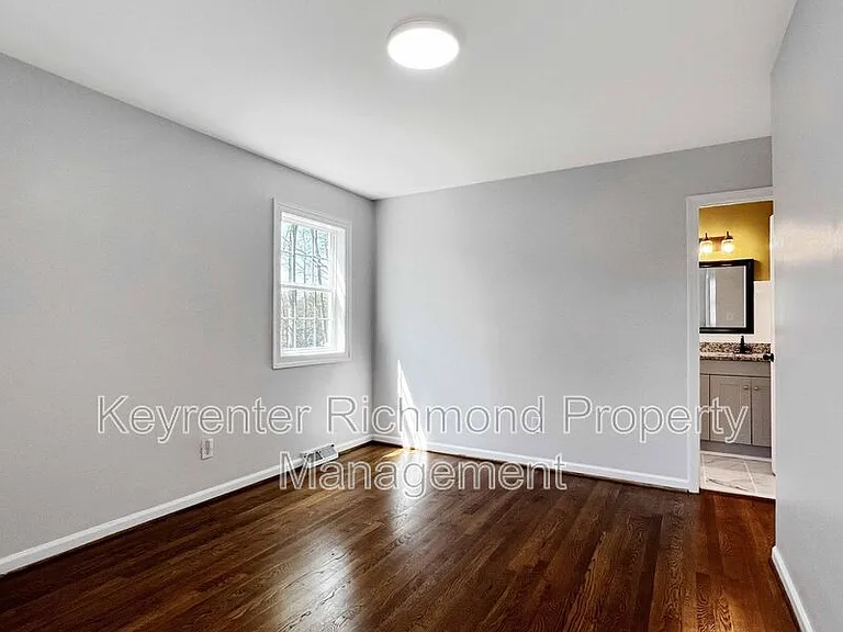 2704 Susten Ct — Photo 18
