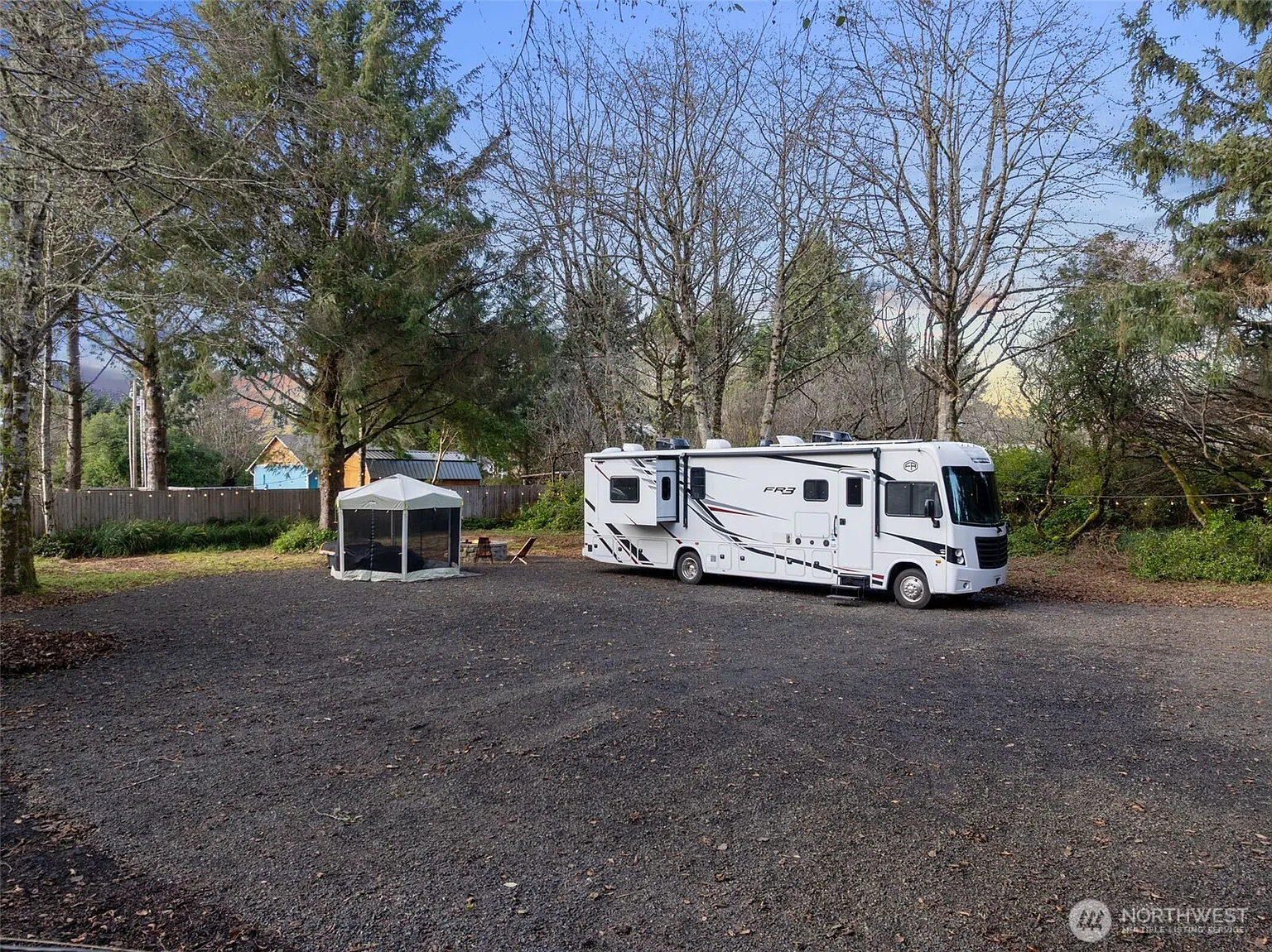 337 Mast Ave NW photo 1