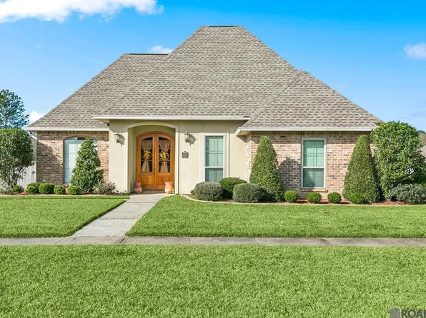 34113 Spring Lake Dr, Walker, LA 70785