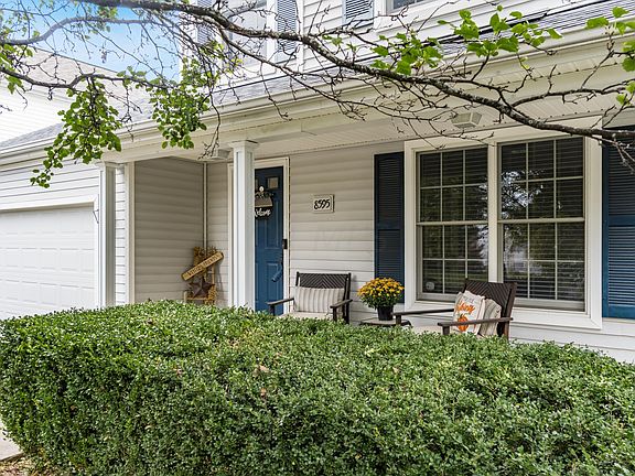 3rd image of 8595 Clover Glade Dr