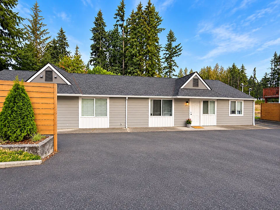 1827 Filbert Rd #101