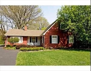 1005 S Wheaton Ave photo 1