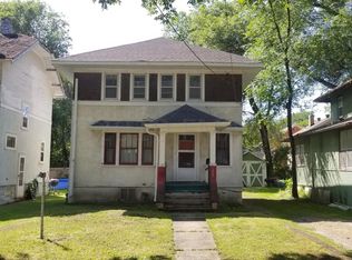 1209 11th St S, Fargo, ND 58103