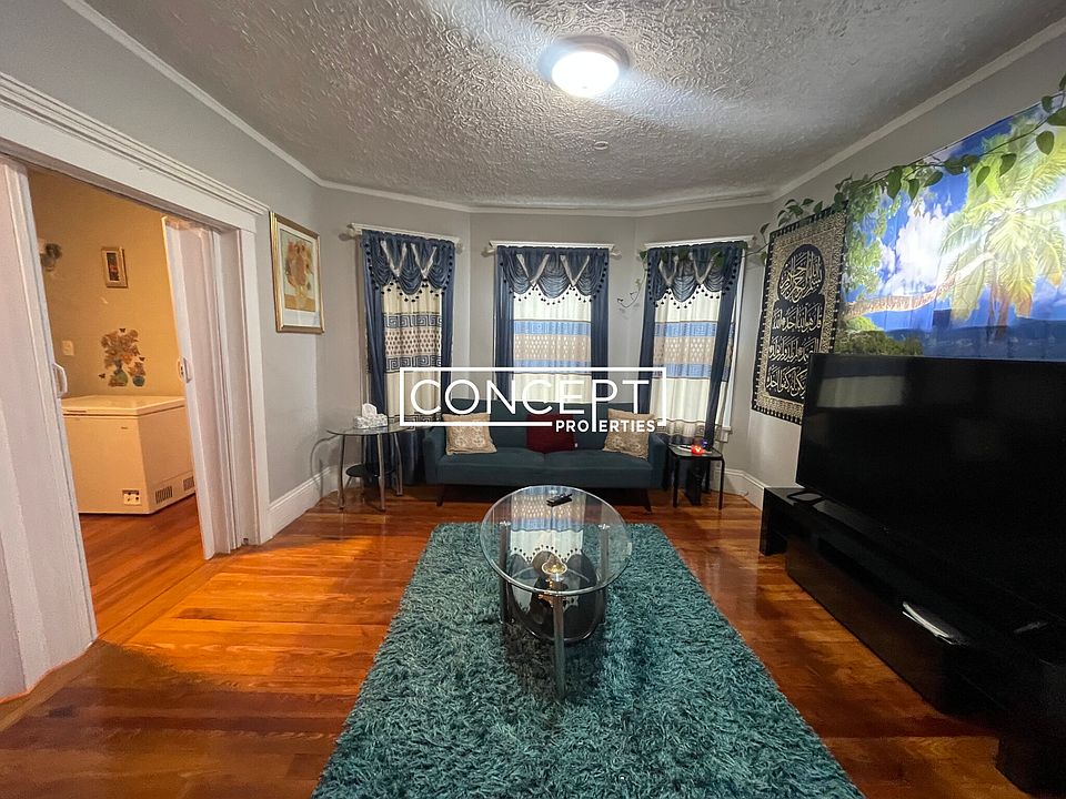 20 Fairlawn St Everett MA Zillow