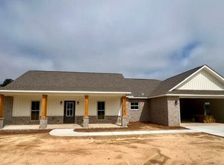 95 Joan Dr, Ellisville, MS 39437