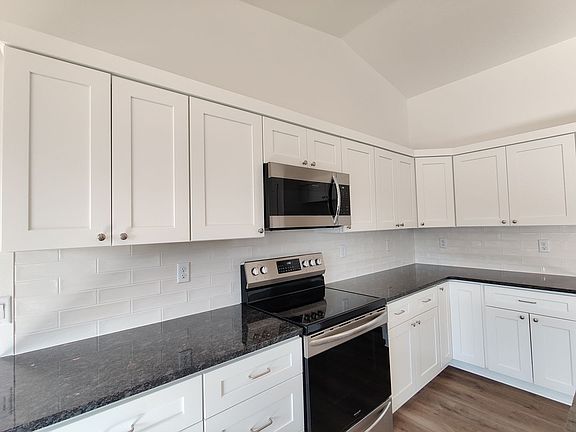4th image of 1519 Willow Way