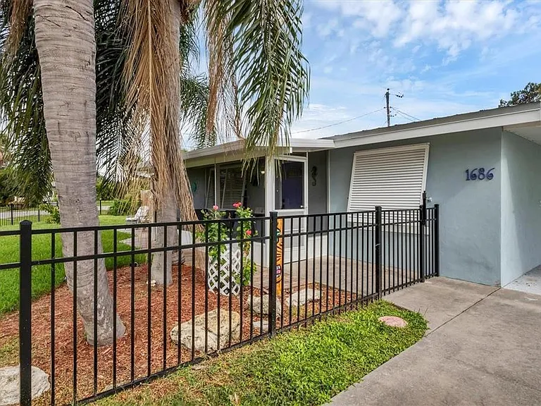 1686 Chapline Ln — Photo 4