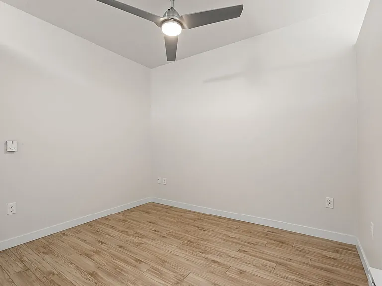 Contour Apartments — Photo 58