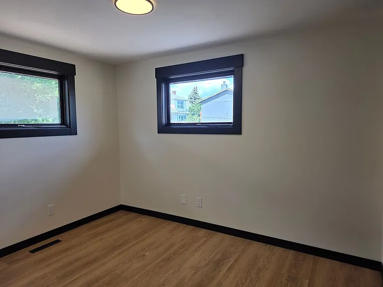 3717 N Perry St — Photo 27
