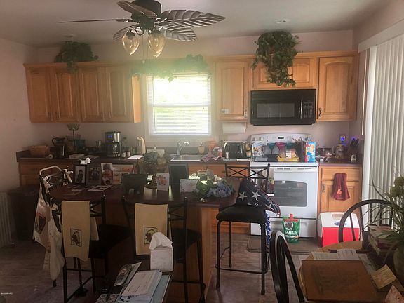 3rd image of 126 Reading Ave