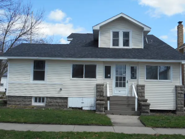 301 S Van Buren St, Bay City, MI 48708