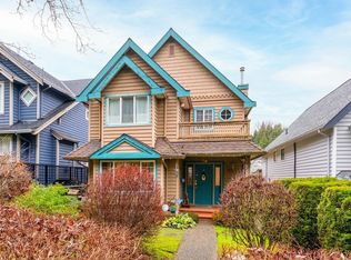 628 E 21st St, North Vancouver, BC V7L 4V8