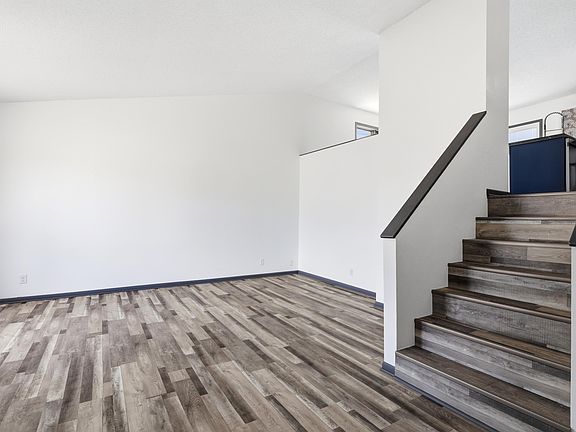 4th image of 4111 Wild Flower Dr