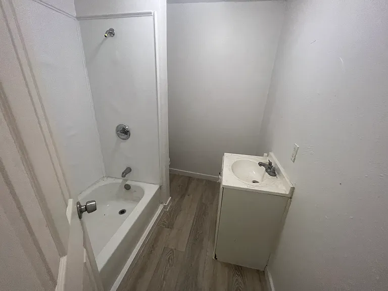 407 Mulberry St — Photo 17