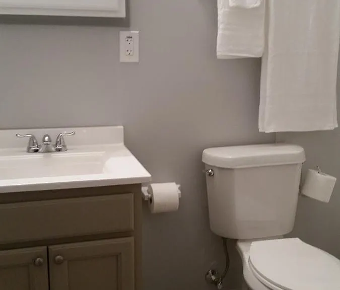 1127D Jones Ave NW — Photo 12