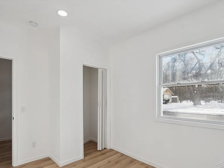 356 Shattuck Rd — Photo 9
