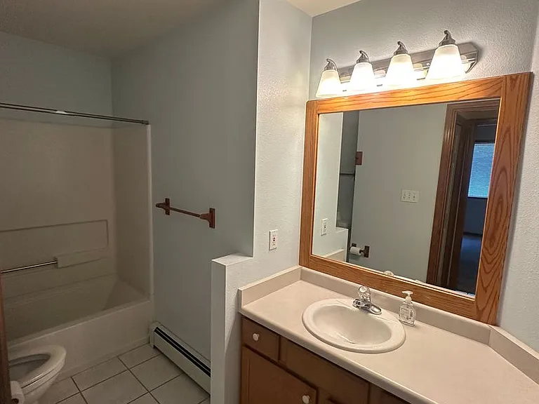 2838 Grand Falls Cir #B — Photo 16