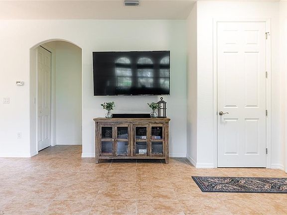 5th image of 9077 Capistrano St N Unit 4702