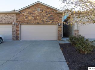 1107 Turtle Creek Rd, Lincoln, NE 68521