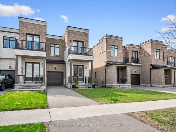 197 Elyse Ct, Aurora, ON L4G 2C9