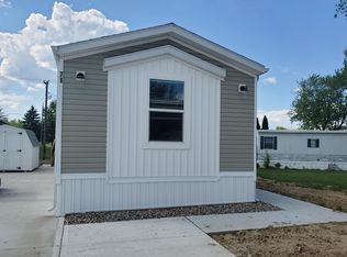 71 Easy St, Anderson, IN 46013