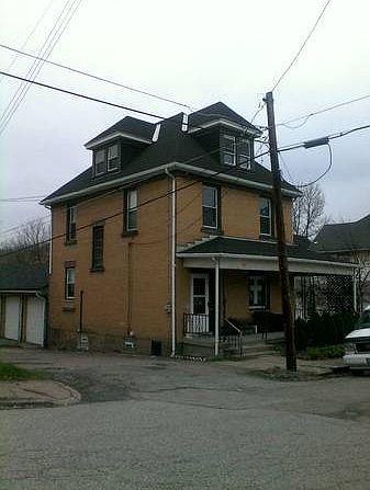 2nd image of 170 Short St