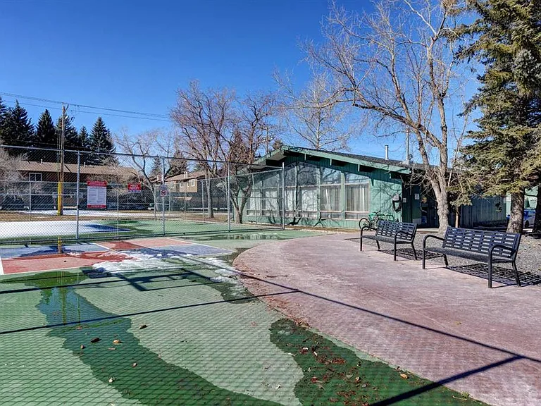 315 Southampton Dr SW #4201 — Photo 12