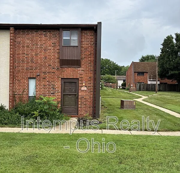 21 King Arthur Ct — Photo 2