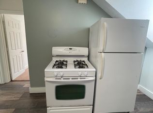 120 Valley St APT 3, Providence, RI 02909