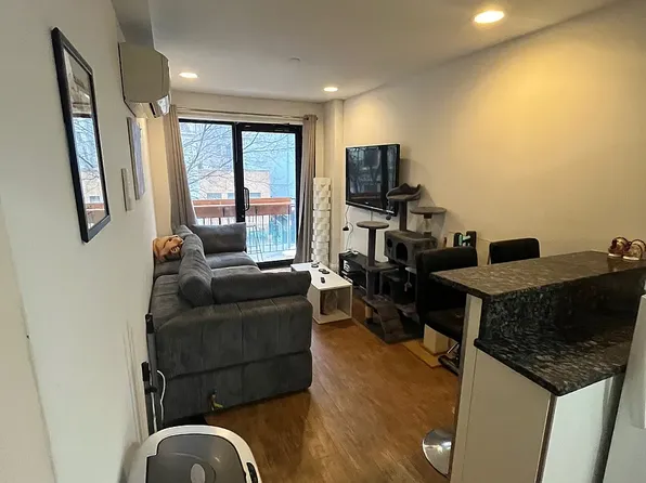 110 W 129th St APT 2R, New York, NY 10027