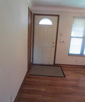 2nd image of 9557 Montbrook Dr